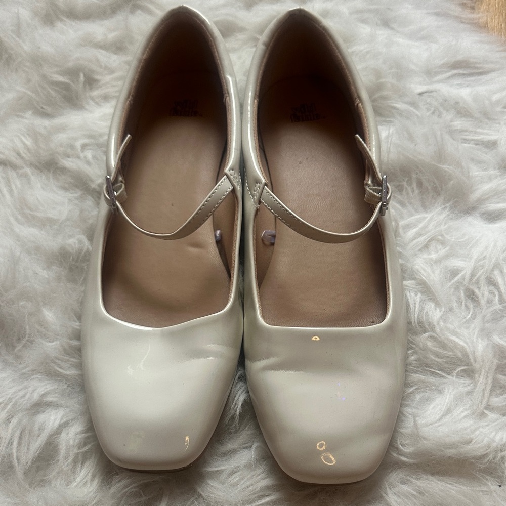Elegant Cream Mary Jane Shoes -  Wild Fable